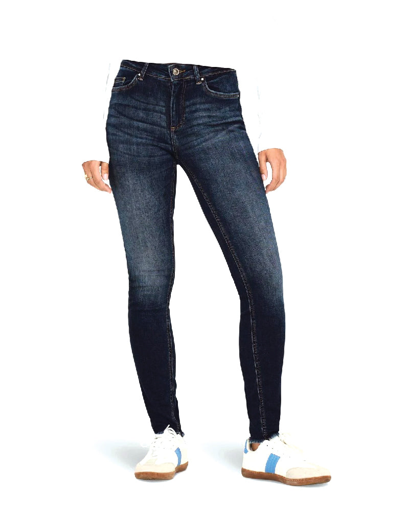 3b60f378aa018c185cde0584d4701bdfbf981a57_A_198327