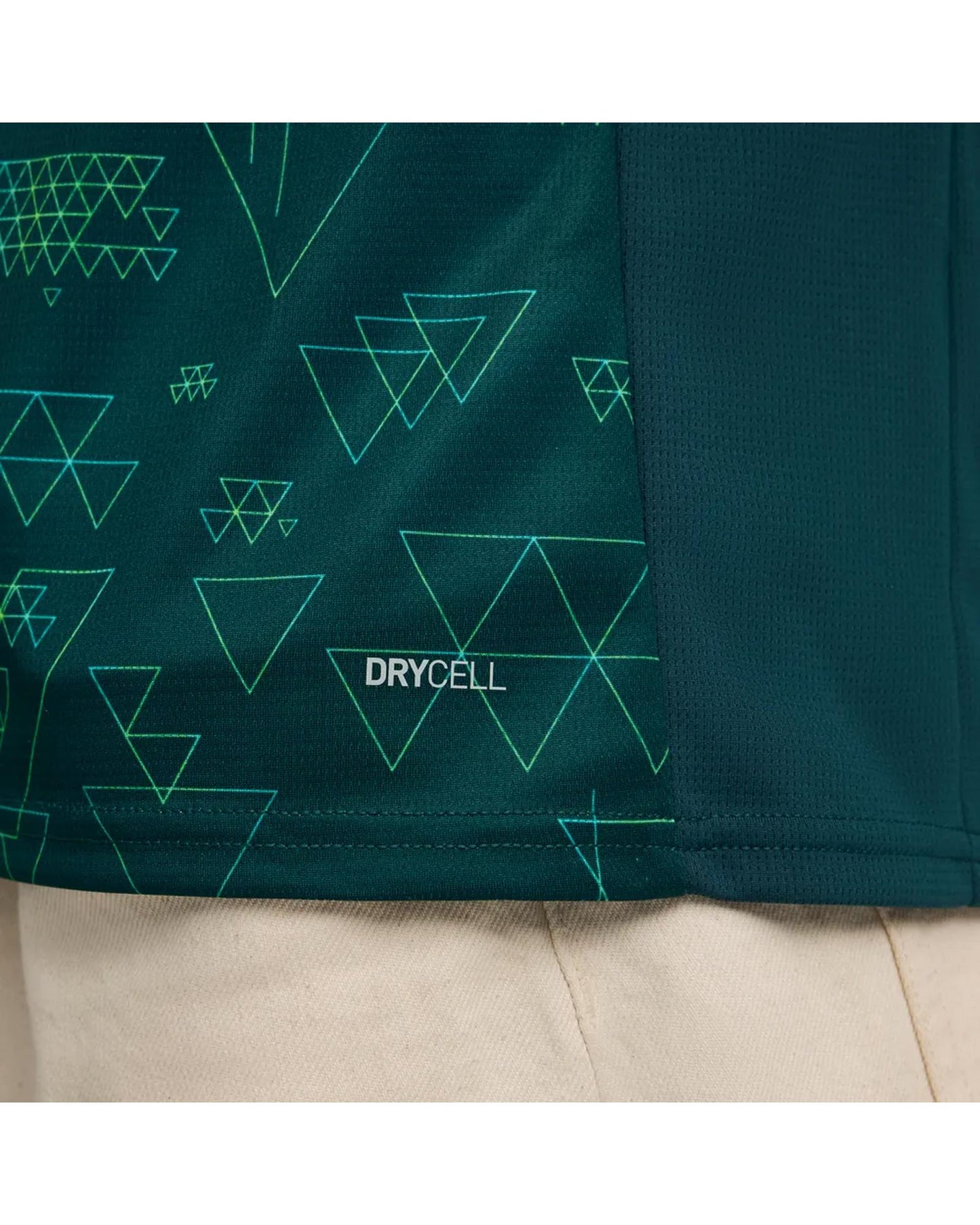 080c1fc50d9e8a94944d82348d4cfedddc30f3bd_A_243923_7_0