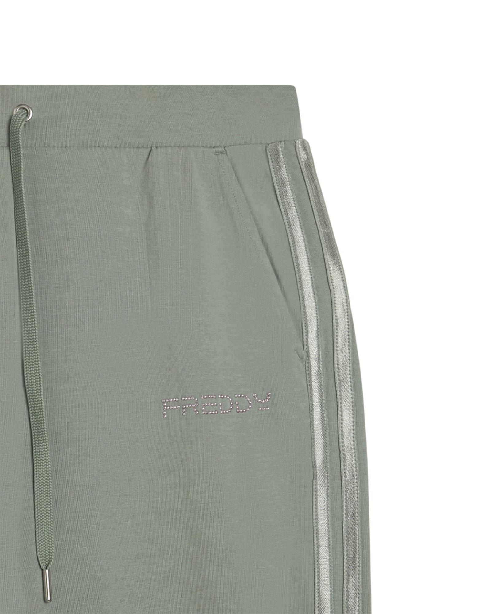 09222098252e10329b43d5ae6293a6b1091d77f9_A_251821_10_0