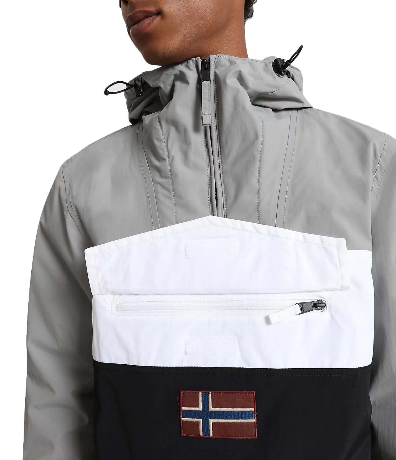 3b83f086345e03a41bde08718a03218f33fb2161_A_116767_99_0