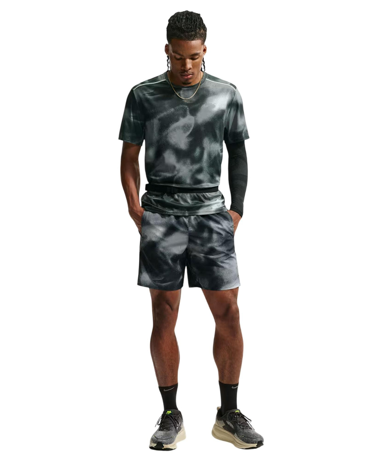7ad9bc800278196a72217c0f566402a98006010c_A_272222.jpg
