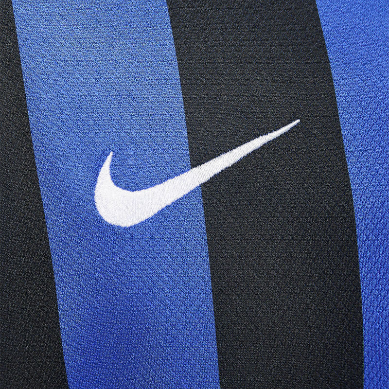 Nuova maglia Inter 2024-2025, ecco le 2 stelle e lo sponsor! FOTO Nuova maglia Inter 2024-2025, ecco le 2 stelle e lo sponsor! FOTO