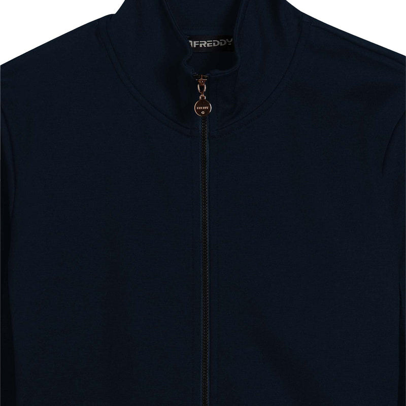 933f2724120a9831e9b982b77323ae1a6966cba6_A_244772_2_0