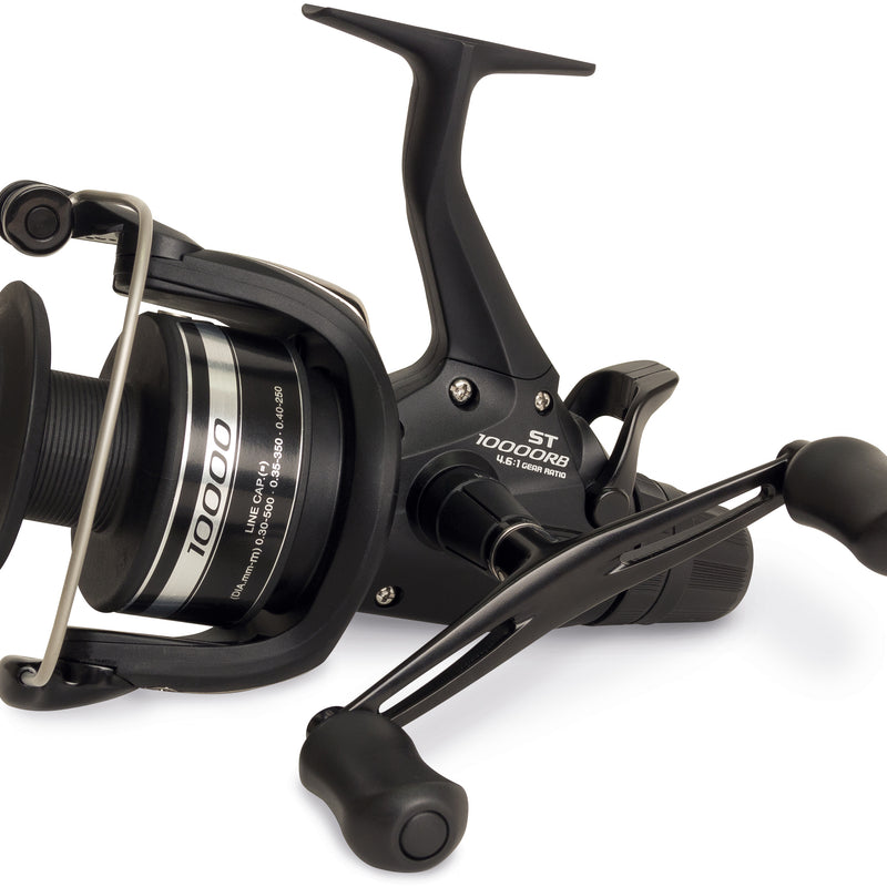 carp fishing reel runs Daiwa Black Widow BRA Reel, 3500A, 4.6:1 Gear Ratio, 18 lbs Max Drag, 31" Line Retrieve, 16.6 oz, Ambidextrous, Aluminum : Sports & Outdoors allowing anglers to instantly disengage the spool so line can peel off with little or no resistance while the bail is closed 9 Best Budget Carp Reels
