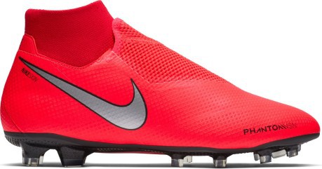 red phantom football boots