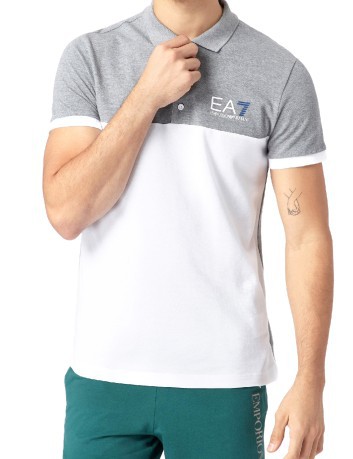 Polo Man Train 7 Colors: White-gray model in front of