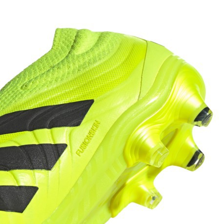 Adidas Fußball schuhe Copa 19+ FG Hard Wired Pack