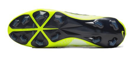 Las botas de fútbol Nike Fantasma Veneno de la Elite FG Nueva Luz Pack