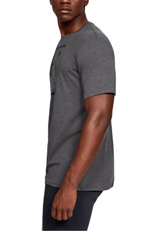 Men's T-Shirt Foundation black at the front