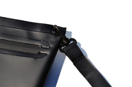 Case Dry Handbag black