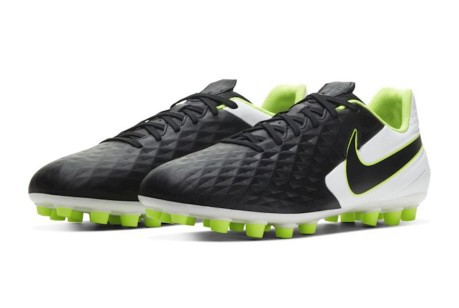 Football boots Nike Legend 8 Academy AG