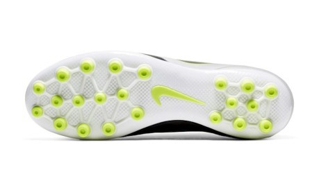 Football boots Nike Legend 8 Academy AG