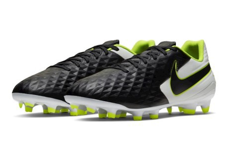Las botas de fútbol Nike Legend 8 Academia MG