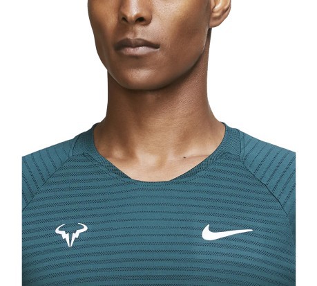 T-Shirt Tennis Uomo NikeCourt AeroReact Rafa Slam verde