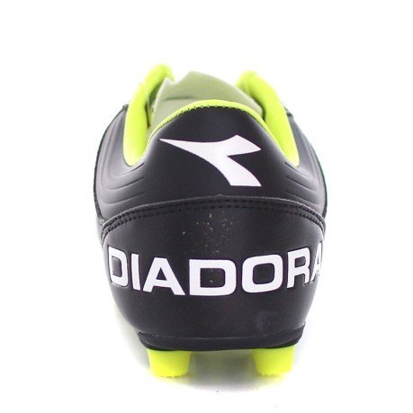 Shoe Football Diadora