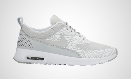 Shoes Woman Air Max Thea Print white fancy right side