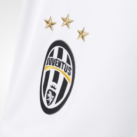 Short Juventus away 16/ 17 white shield front