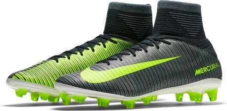 Las botas de fútbol Nike Mercurial Veloce III AG colore verde - Nike - SportIT.com