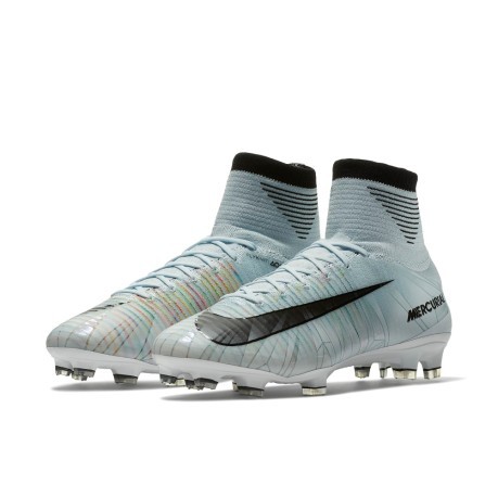 Las botas de fútbol Nike Mercurial Superfly V CR7 blanco azul