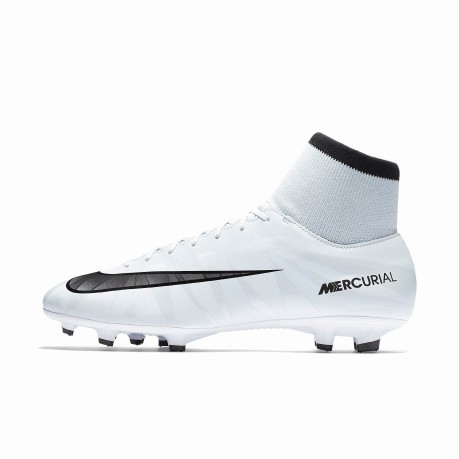 Football boots Mercurial Victory III FG white