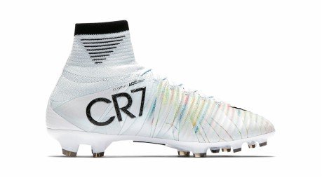 Soccer shoes child Nike Mercurial Superfly CR7 white