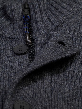 Sweater Man EcoWool Full Buttons grey model