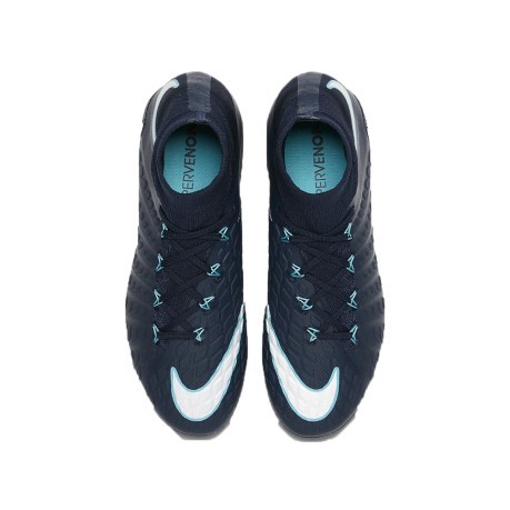 Las botas de fútbol Nike HyperVenom Phantom FG III de la luz azul
