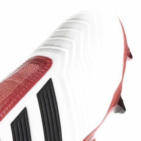 Chaussures de football Adidas predator 18+ SG, blanc