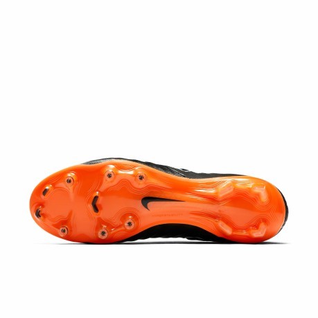Las botas de fútbol Nike Tiempo Legend VII Elite negro naranja