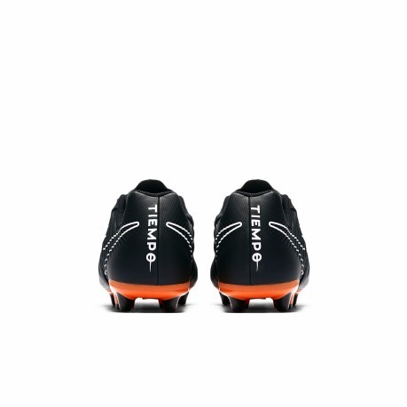 Niños botas de Fútbol Tiempo Legend VII AG Pro Fast colore negro naranja Nike -