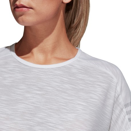 T-Shirt Woman ID 3 Stripes white model