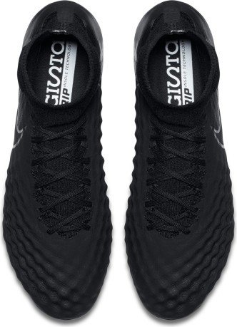 Las botas de fútbol Nike Magista Obra II FG negro