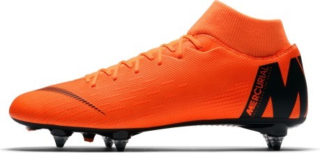 Las botas de fútbol Nike Mercurial Superfly de la Academia de la SG Pro de orange