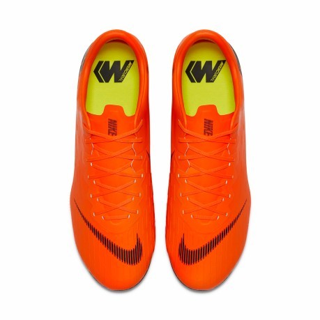 Amedrentador asesinato Anuncio Las botas de fútbol Nike Mercurial Vapor XII Pro FG colore naranja azul -  Nike - SportIT.com
