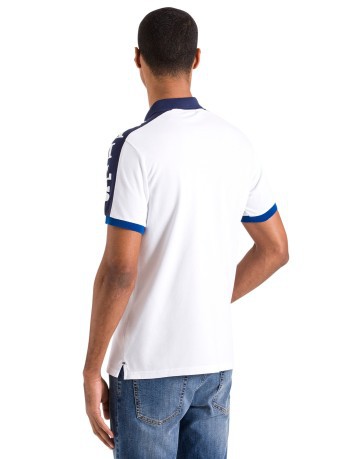 Poloshirt Printed-weiß-blau modell