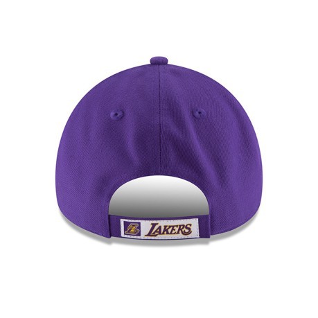 Sombrero de Los Angeles Lakers frente