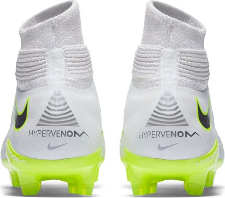 Football boots Hypervenom III Elite Dynamic Fit FG right