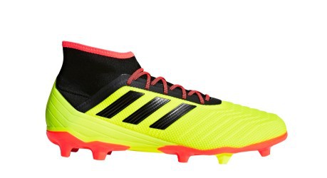 Chaussures de Football Adidas Predator 18.2 FG droite