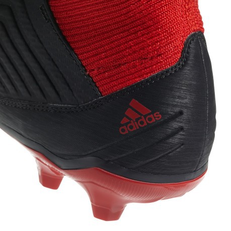 Chaussures de Football Adidas Predator 18.3 FG Équipe en Mode Pack droit