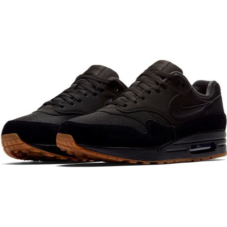 Shoes Men Air Max 1 the right-hand side