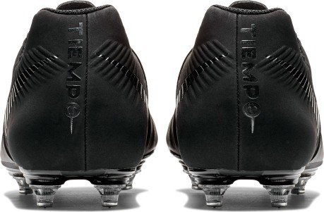 Las botas de fútbol Nike Tiempo Legend VII Club SG derecho