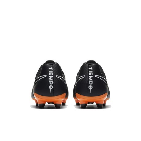Scarpe calcio Nike Tiempo Legend VII Academy nero/arancio