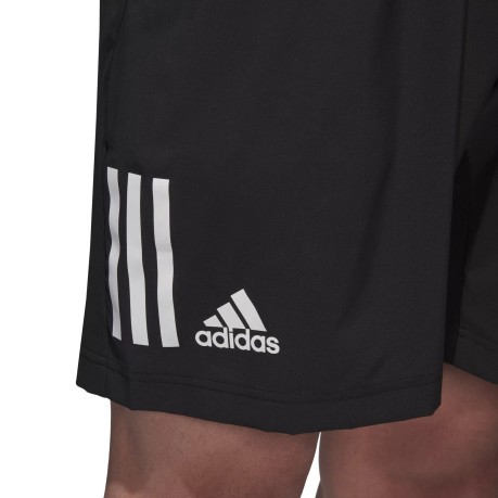 Short Man 3 Stripes on the Club front